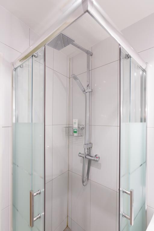 Appartement Petits Champs II Париж Стая снимка